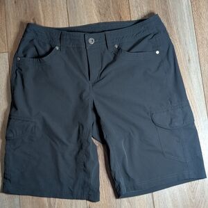 Kuhl women's shorts, size 8, like new condition.